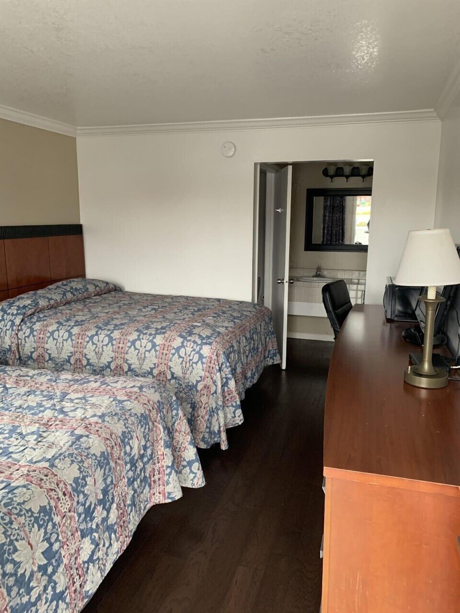 Economy Inn Monterey Сисайд Экстерьер фото